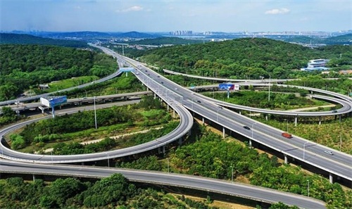 江阳钢筋套筒应用于高速公路